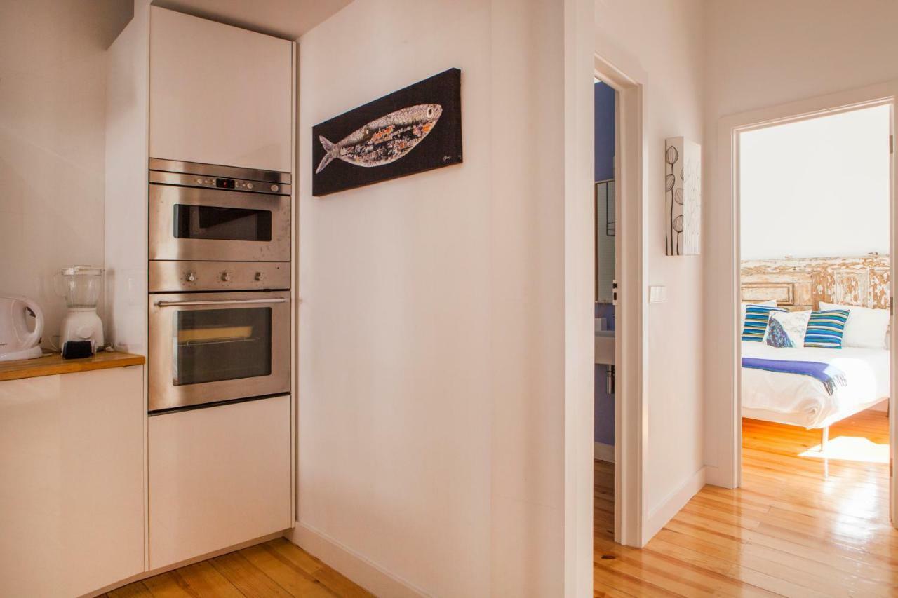 Cozy 1St Floor Flat Central Chiado District With Balconies And Ac 19Th Century Building Lisboa Eksteriør billede